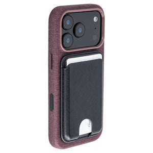 photo showing compatibility with Ionic MagSafe wallet