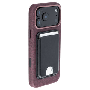 photo showing compatibility with Ionic MagSafe wallet