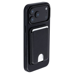 photo showing compatibility with Ionic MagSafe wallet